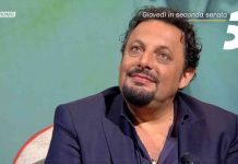 Enrico Brignano ospite a L’Intervista di Maurizio Costanzo: promo e anticipazioni | Video Witty tv Enrico Brignano a L'Intervista di Maurizio Costanzo