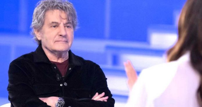 Fausto Leali a Verissimo: dagli inizi al momento più buio della carriera | Video Mediaset Fausto Leali a Verissimo