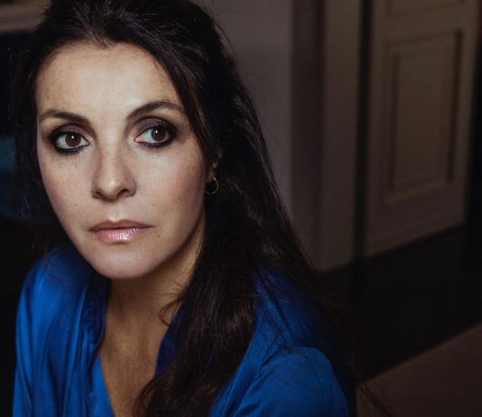 “Passeggeri notturni”, intervista a Francesca Figus: “Mi piacerebbe partecipare a Tale e quale show. Peccato che sono stonata!” Francesca Figus