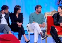 Uomini e donne oggi, Giulio chiede scusa a Giovanna e Tina sbotta: “Col ca**o” | Video Witty tv Giulio Raselli chiede scusa a Giovanna Abate a Uomini e donne - Trono Classico