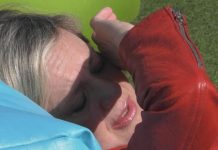 Grande Fratello Vip 2020: Antonella Elia si abbandona in giardino ad un pianto liberatorio | Video Mediaset Antonella Elia In Lacrime