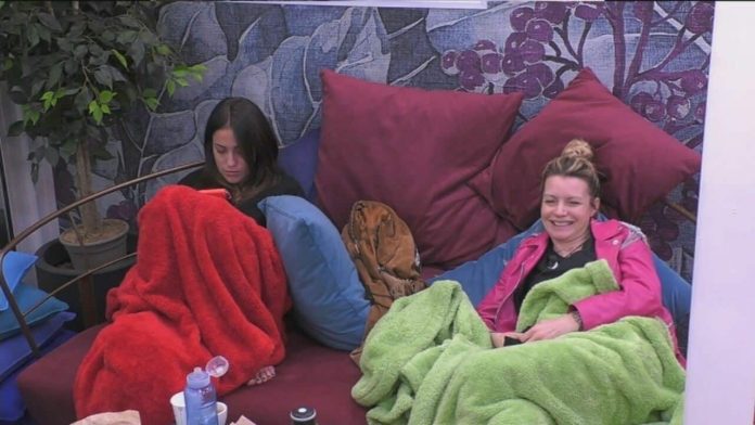 Grande Fratello Vip 2020: Licia Nunez ancora contro la Elia. “La sua voce denota falsità” | Video Mediaset Licia Nunez GF Vip