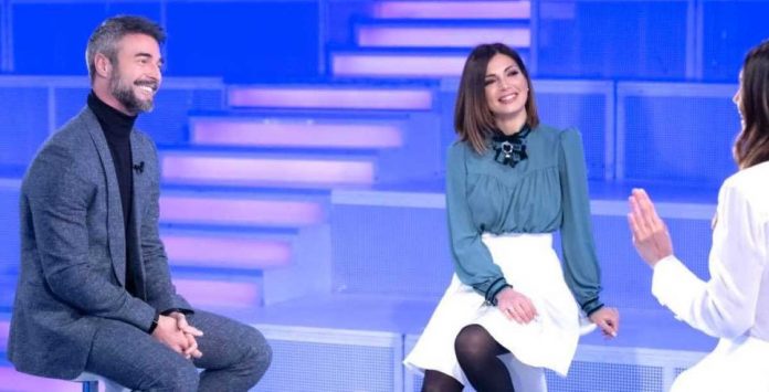 Alessia Mancini e Flavio Montrucchio a Verissimo: la nostra bellissima famiglia | Video Mediaset Alessia Mancini e Flavio Montrucchio