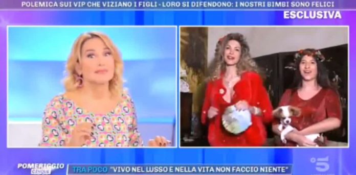 Pomeriggio 5: Amedeo Goria baciò Maria Monsè nel 1998 | Video Mediaset Pomeriggio 5 Maria Monse