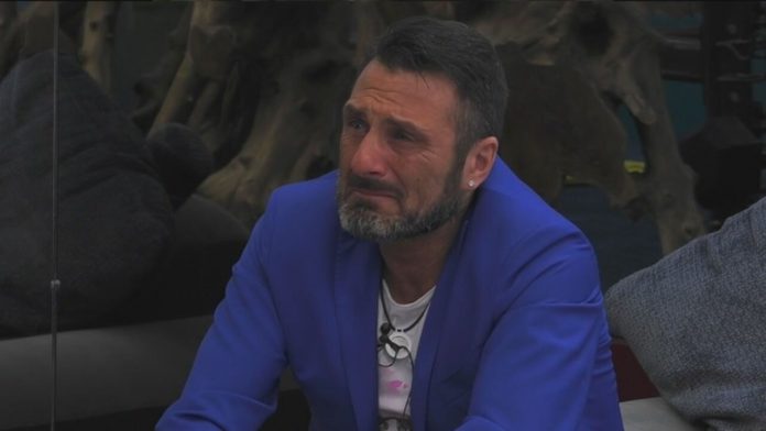 Grande Fratello Vip 2020: i messaggi per Teresanna, Adriana, Sossio | Video Mediaset Sossio Aruta