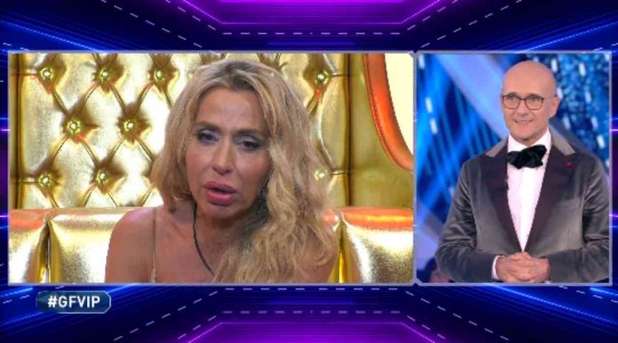 Valeria Marini e Antonella Elia, al Gf Vip scontro senza fine: “Mi fa pena” | Video Mediaset Valeria Marini al Grande Fratello Vip 4