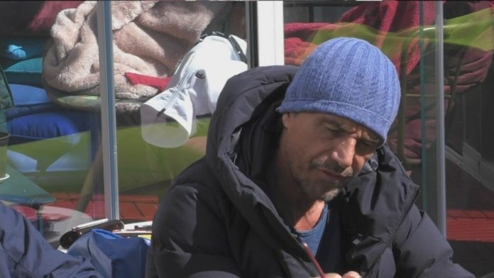 Grande Fratello Vip 2020: Zequila vs Elia: “andrebbe bastonata come i cani randagi”. L’attore sempre più insofferente nei confronti della showgirl | Video Mediaset Zechila gfvip