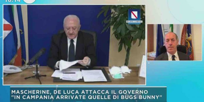 De Luca contro il Governo: “contro il Coronavirus mascherine di Bugs Bunny” | Video Mediaset Mattino Cinque De Luca su Coronavirus e mascherine a Mattino Cinque