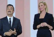 Le Iene tornano in onda da uno studio virtuale: «Conduttori avvicinati elettronicamente» Le Iene con Alessia Marcuzzi e Nicola Savino