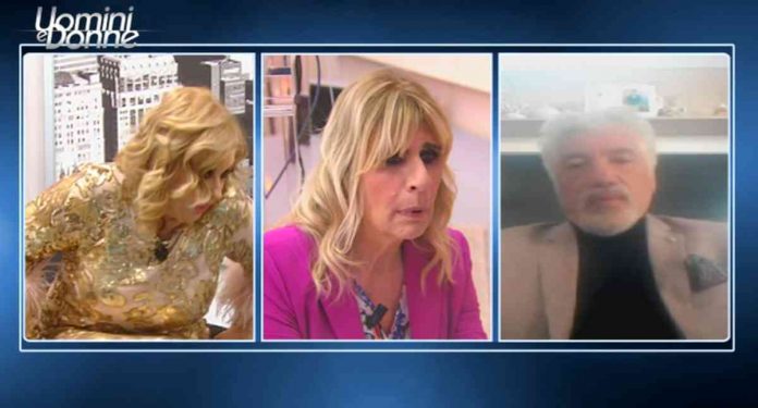 Uomini e donne oggi, Algemiro chiude con Gemma: la reazione della dama | Video Witty tv Algemiro chiude con Gemma a Uomini e donne