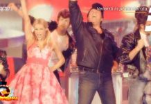 Paperissima, su Canale 5 torna la «mitica edizione» con Gerry Scotti e Michelle Hunziker | Video Mediaset Michelle Hunziker e Gerry Scotti a Paperissima