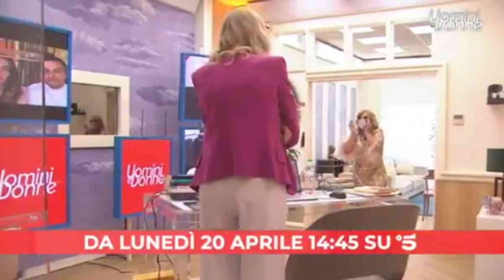 Tina e Gemma si scontrano a Uomini e donne