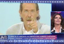 Live Non è la D’Urso: 15 anni senza Alberto Castagna, la Folliero e la Rettondini lo ricordano in studio | Video Mediaset Alberto Castagna