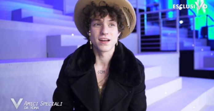 I cantanti di Amici Speciali a Verissimo: da Alberto Urso a Irama | Video Mediaset Cantanti Amici Speciali