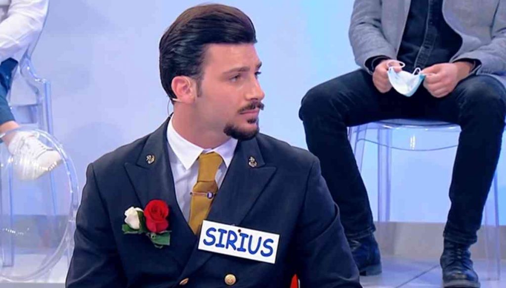 Nicola è il vero nome del giovane corteggiatore Sirius