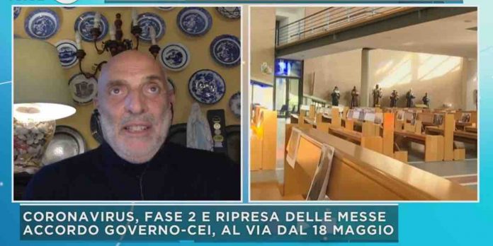 Mattino Cinque, Coronavirus e la ripresa delle messe: le parole di Brosio e Cecchi Paone | Video Mediaset Mattino Cinque, Coronavirus e messe