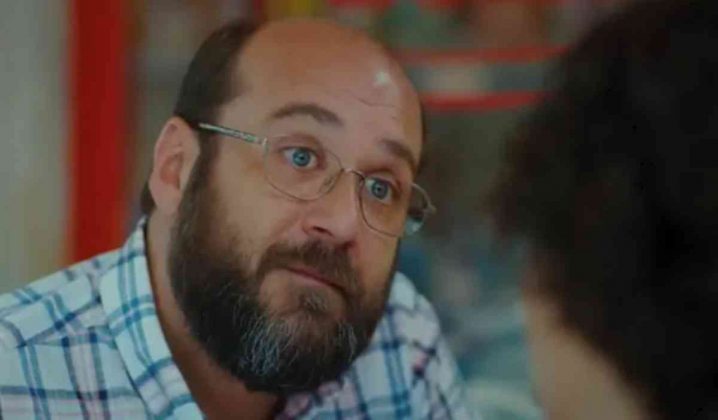 L'attore Berat Yenilmez è Nihat Aydin, il padre di Sanem