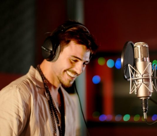 Intervista esclusiva a Francesco Monte sul nuovo singolo, “Siamo già domani”. “La musica, oggi come oggi, è il progetto su cui voglio puntare” Francesco Monte