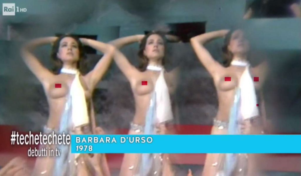 Barbara D'Urso e quei seni al vento a Techetecheté