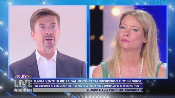 Flavia Vento contro le cinque sfere a Live non è la D’Urso. Ci sta prendendo tutti in giro? | Video Mediaset Flavia Vento a Live non è la d'urso