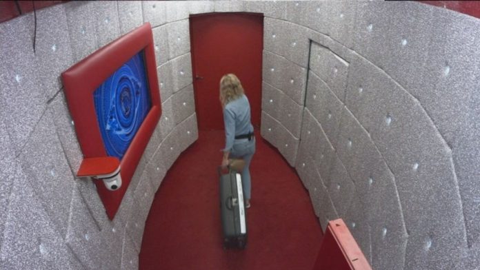 Flavia Vento abbandona la casa del Grande Fratello Vip 2020 | Video Mediaset Play Flavia Vento Abbandona il GFVIP