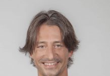 Francesco Oppini contro le 5 sfere a Live Non è la D’Urso: scontro con Franceska Pepe | Video Mediaset Francesco Oppini GfvIp