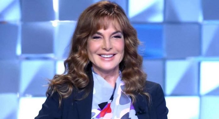 Giuliana De Sio a Verissimo: “Il Covid-19 mi ha resa più fragile” | Video Mediaset Giuliana De Sio