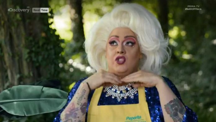 La drag queen Peperita a Bake Off Italia 2020