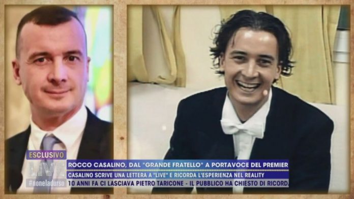 Il messaggio di Rocco Casalino a Live non è la D’urso: dal Grande Fratello a portavoce del Premier Giuseppe Conte | Video Mediaset Rocco Casalino