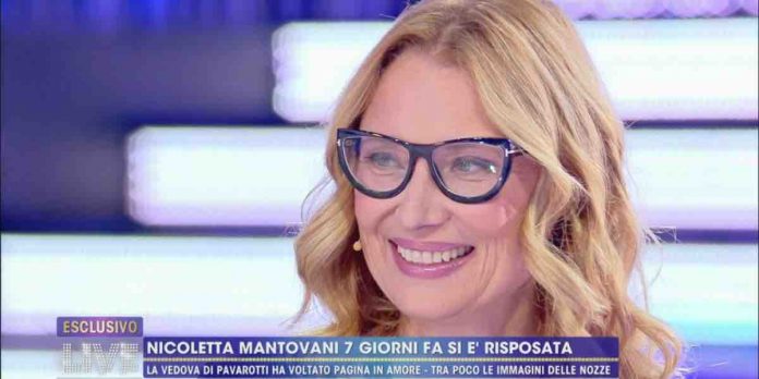 Nicoletta Mantovani a Live Non è la D’Urso: il ricordo di Luciano e il matrimonio con Alberto Tinarelli | Video Mediaset Nicoletta Mantovani