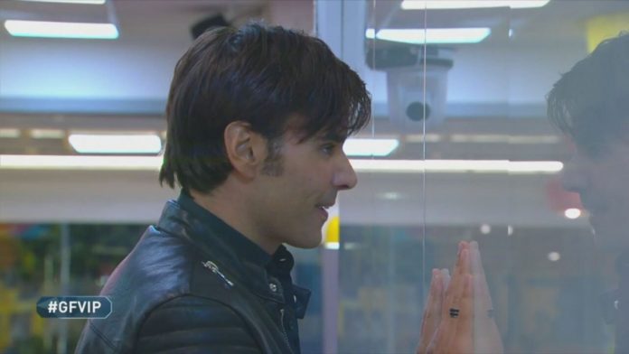 La fidanzata di Massimiliano Morra, Dalila Mucedero al Grande Fratello Vip 2020 | Video Mediaset Sorpresa a massimiliano