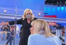 Uomini e donne, la puntata del 5 ottobre 2020 in diretta | Video Witty Tv Tina e Gemma sfida a Uomini e Donne