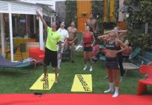 Un messaggio dal cielo per Elisabetta Gregoraci al Grande Fratello Vip 2020. Pretelli distrutto | Video Mediaset Aereo per Elisabetta Gregoraci