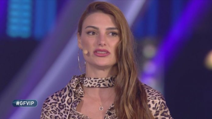 Franceska Pepe in studio al Grande Fratello Vip 2020 dopo l’eliminazione | Video Mediaset Franceska in studio