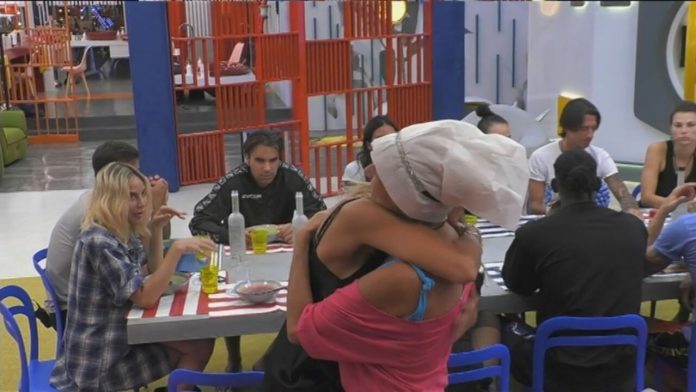 Maria Teresa Ruta chiede scusa a Matilde Brandi al Grande Fratello Vip 2020 | Video Mediaset Ruta - Brandi scuse