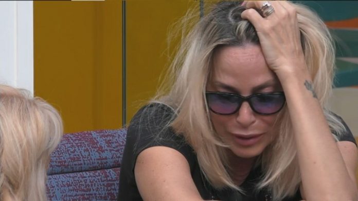 Stefania Orlando e Maria Teresa Ruta: confidenze al Grande Fratello Vip 2020 | Video Mediaset Stefania e Maria Teresa