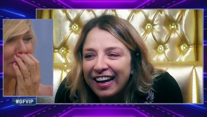 Le telefonate dei figli ai vip al Grande Fratello Vip 2020. Momenti di rara emozione | Video Mediaset telefonate ai figli