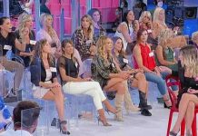 Valentina Autiero vs Lucrezia: “perchè hai mostrato i messaggi ad Armando?” | Video Witty Tv Valentina contro Lucrezia a Uomini e Donne