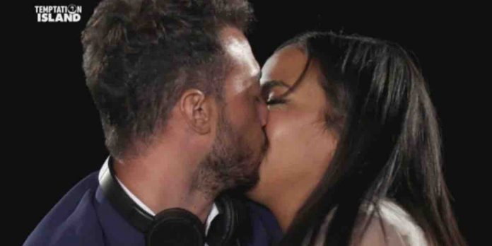Falò di confronto fra Nadia e Antonio a Temptation Island 2020: sono usciti insieme? | Video Witty Tv falò di confronto fra Nadia e Antonio a Temptation Island 2020