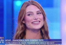 Franceska Pepe vs Vittorio Sgarbi a Live non è la d’urso: “nessun bacio, ma lui…” | Video Mediaset Franceska Pepe a Live non è la D'Urso