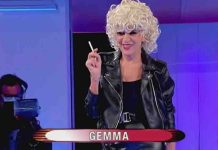 Gemma come Olivia Newton John a Uomini e Donne: “bella e brava” | Video Witty Tv Gemma come Olivia Newton John a Uomini e Donne