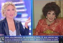 Pomeriggio 5, Gina Lollobrigida: “Manifestate, ma senza violenza” | Video Mediaset Gina Lollobrigida a Live Non è la D'Urso