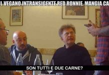 Scherzo Red Ronnie a Le Iene: un hamburger di carne per un vegano | Video Mediaset scherzo Red Ronnie a Le Iene