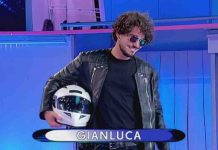 La sfilata dei tronisti Davide e Gianluca a Uomini e Donne: chi ha vinto? | Video Witty Tv Sfilata Gianluca e Davide a Uomini e Donne