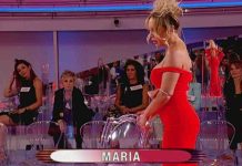 La sfilata di Maria “Jessica Rabbit” a Uomini e Donne e la lite con Armando | Video Witty Tv sfilata Maria a uomini e donne: lite con Gianni