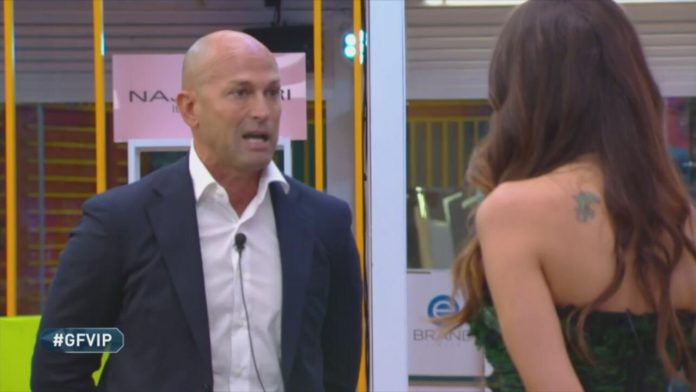 Confronto accesissimo tra Stefano Bettarini e Dayane Mello al Grande Fratello Vip: “Sei stato solo una scop*ta” | Video Mediaset Bettarini Mello confronto