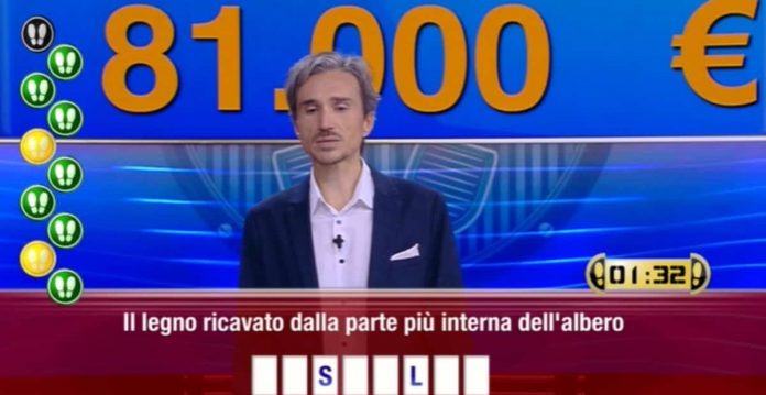 Caduta Libera vincita di 15 mila euro: Fabrizio porta a casa in totale 96 mila euro | Video Mediaset Caduta Libera