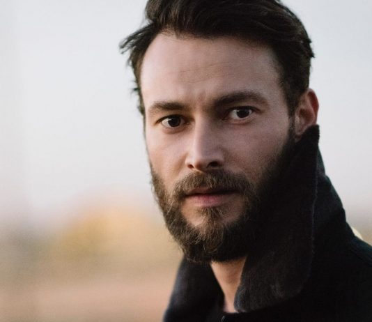 “Rita Levi Montalcini”, intervista esclusiva a Ernesto D’Argenio: “Con Elena Sofia Ricci ho trovato subito una bella sintonia” Ernesto D'argenio