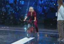 Tu si que vales, Maria De Filippi e la bici al contrario | Video WittyTv Tu si que vales Maria De Filippi