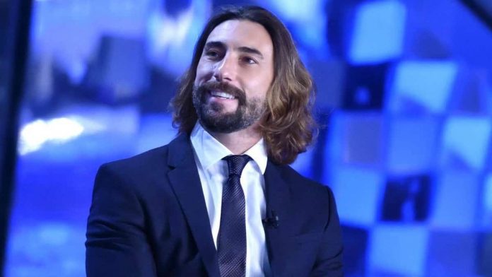 Vittorio Brumotti a Verissimo: sempre in lotta contro i bulli | Video Mediaset Vittorio Brumotti